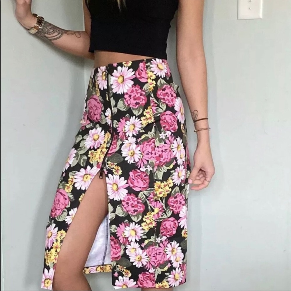Reformation pink floral zip front pencil skirt